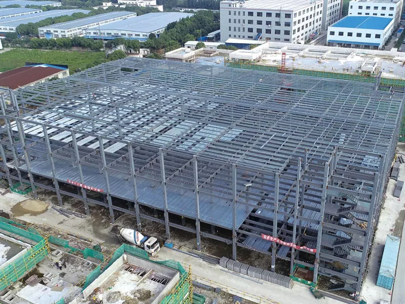 Siosiomaga o le siosiomaga muamua sheltated steel fausaga fale teu oloa